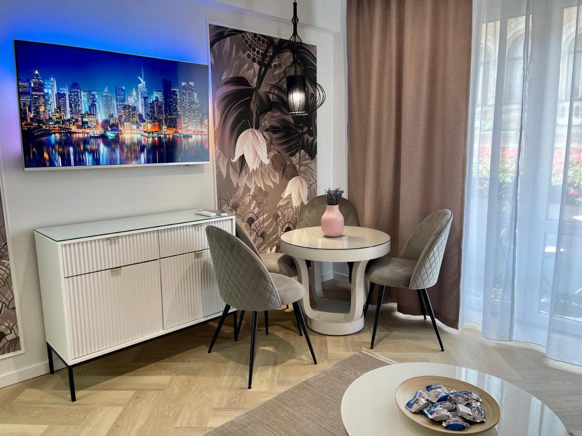 Jeny Boutique Apartment Targu Mures Exterior photo